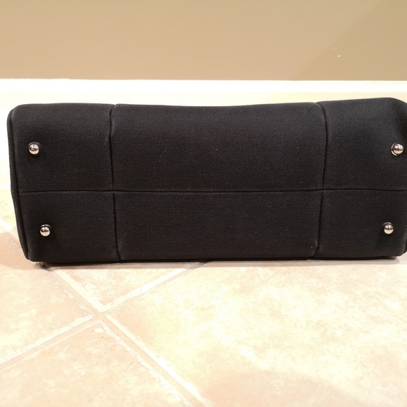 Gucci Women's Handbag - Picture 7 of 8